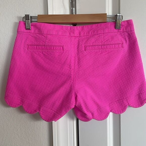 Lilly Pulitzer Buttercup Shorts - Picture 2 of 2